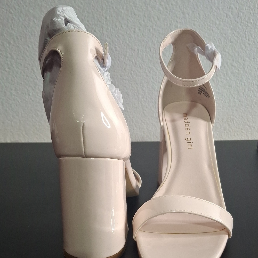 Steve Madden Girl Cream Strappy Heels - Picture 5 of 5